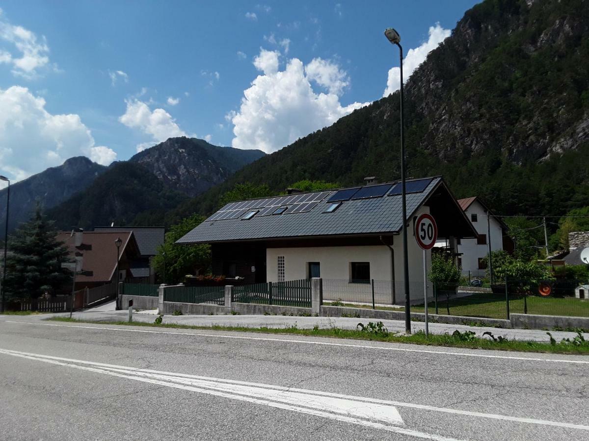 Casa Vacanze Da Ile Malborghetto-Valbruna Esterno foto
